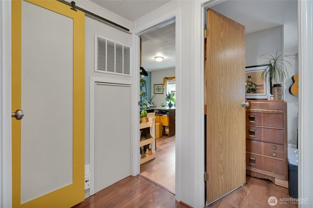 15271 Oak Drive, Renton, WA 98058