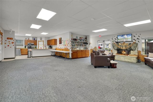 15271 Oak Drive, Renton, WA 98058