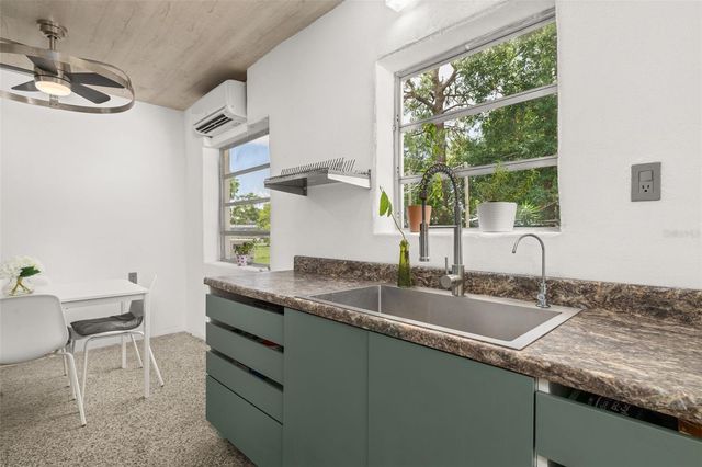 9 SUNSET DRIVE, Debary, FL 32713