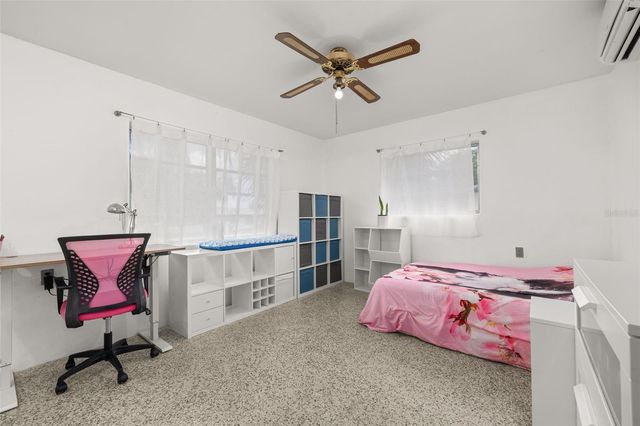 9 SUNSET DRIVE, Debary, FL 32713