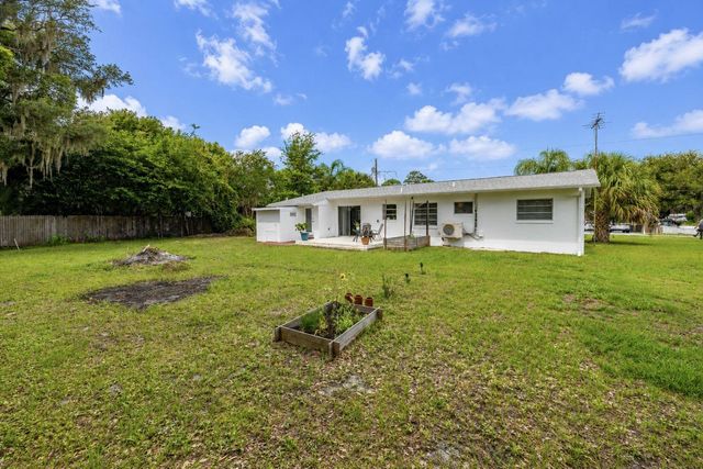 9 SUNSET DRIVE, Debary, FL 32713