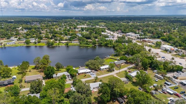 9 SUNSET DRIVE, Debary, FL 32713