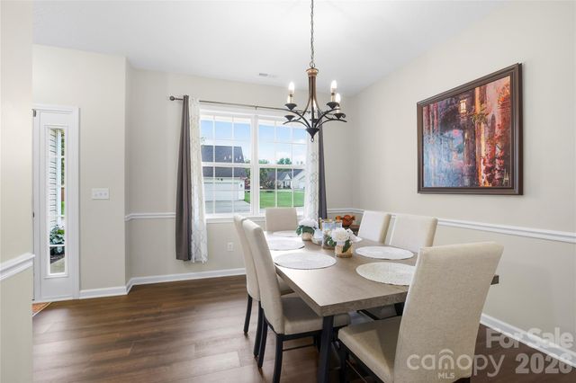 139 Yadkin Road, Fletcher, NC 28732