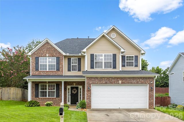 139 Yadkin Road, Fletcher, NC 28732