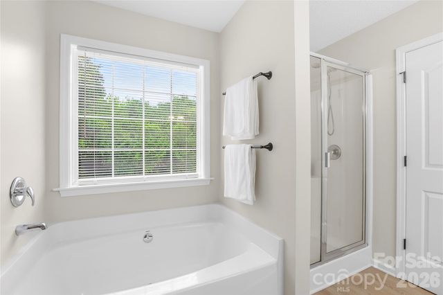 139 Yadkin Road, Fletcher, NC 28732