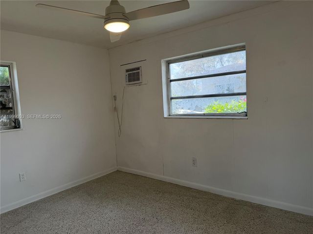 9283 SW 39th Street, Miami, FL 33165