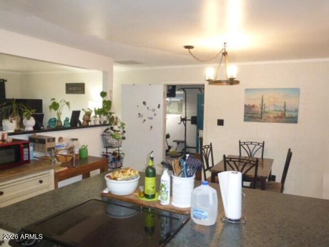 302 W GREENWICH Road, Kearny, AZ 85137