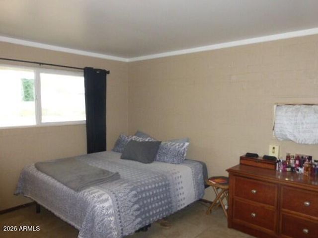 302 W GREENWICH Road, Kearny, AZ 85137