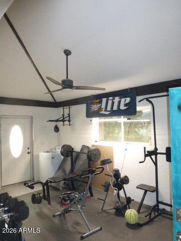 302 W GREENWICH Road, Kearny, AZ 85137