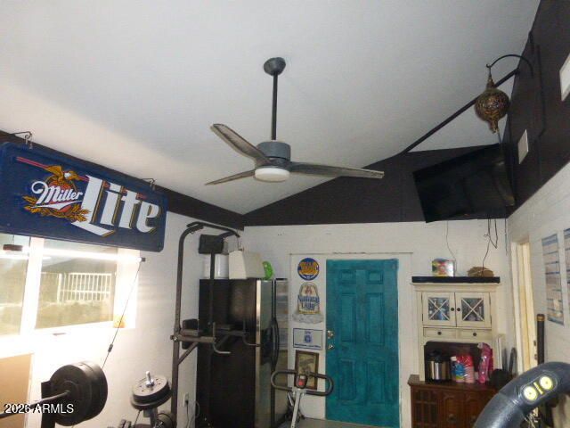 302 W GREENWICH Road, Kearny, AZ 85137