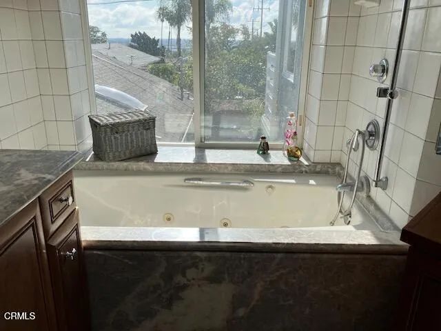2043 Sunridge Drive B, Ventura, CA 93003