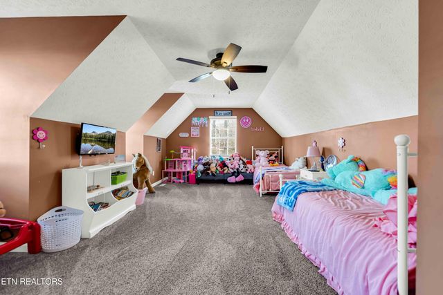 153 Autumn Drive, Clinton, TN 37716