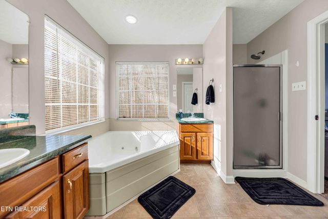 153 Autumn Drive, Clinton, TN 37716