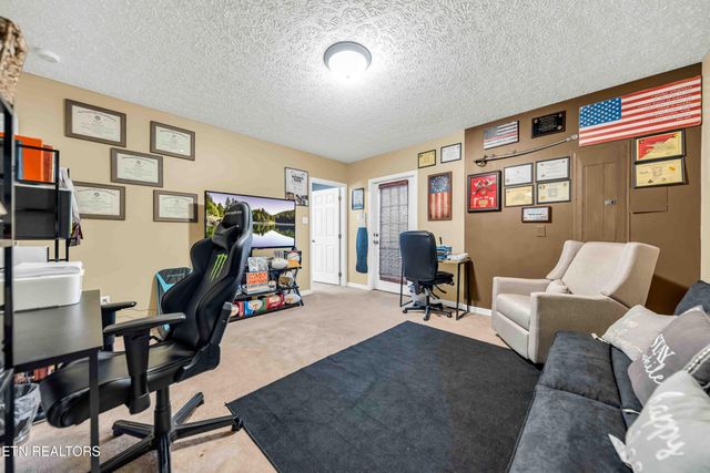 153 Autumn Drive, Clinton, TN 37716