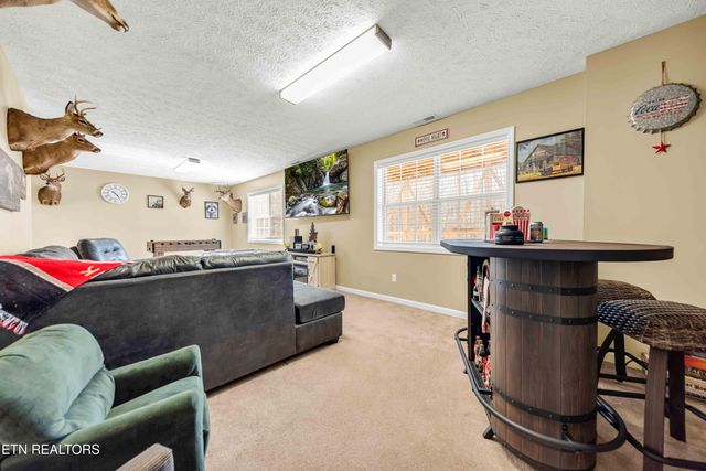 153 Autumn Drive, Clinton, TN 37716