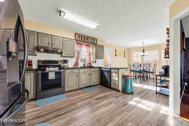 153 Autumn Drive, Clinton, TN 37716