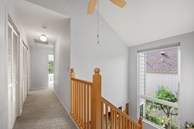 1312 Foothill Dr, Healdsburg, CA 95448