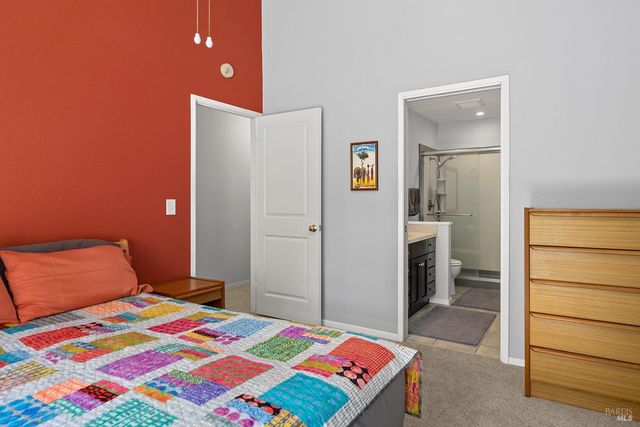 1312 Foothill Dr, Healdsburg, CA 95448