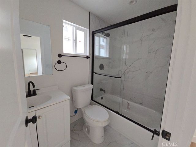 1547 W 82nd Street, Los Angeles, CA 90047