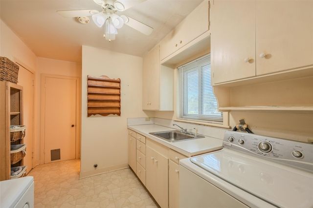 1700 S Park Street, Brenham, TX 77833