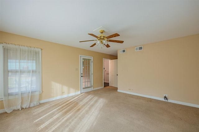 1700 S Park Street, Brenham, TX 77833