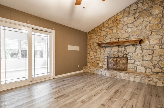 505 Pheasant Run, Zionsville, IN 46077