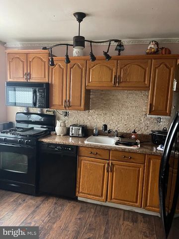 5320 W NORTH AVE, Baltimore, MD 21207