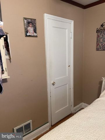 5320 W NORTH AVE, Baltimore, MD 21207