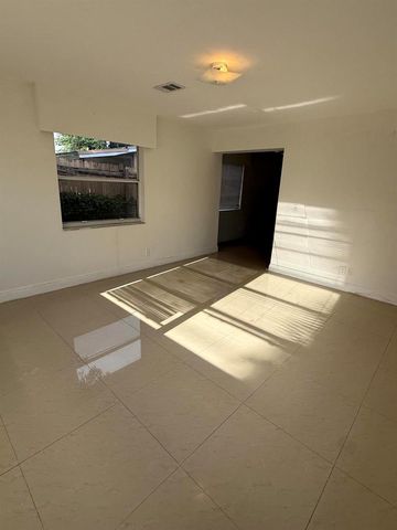 3601 Avenue T, Riviera Beach, FL 33404