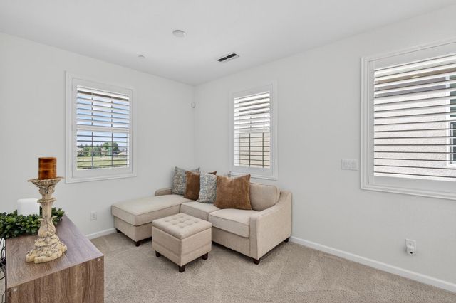 8347 Frontera, Sacramento, CA 95829