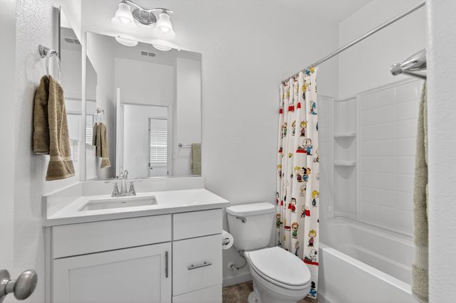 8347 Frontera, Sacramento, CA 95829