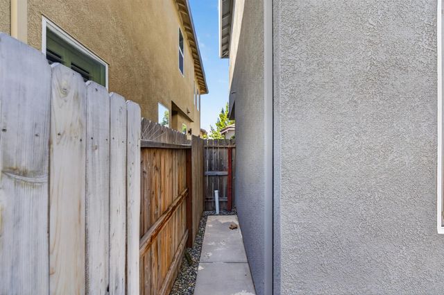 8347 Frontera, Sacramento, CA 95829