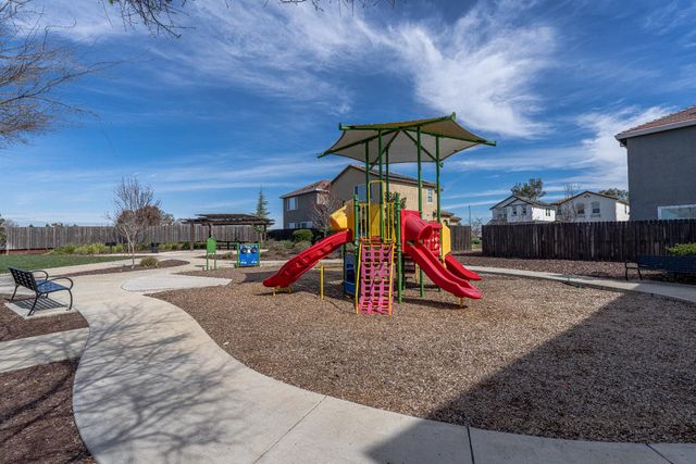 8347 Frontera, Sacramento, CA 95829