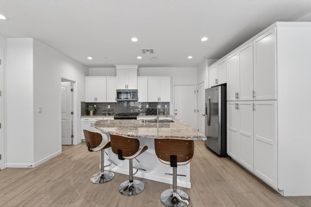 8347 Frontera, Sacramento, CA 95829