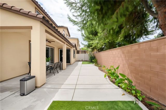 3116 Calle La Paz, Riverside, CA 92503