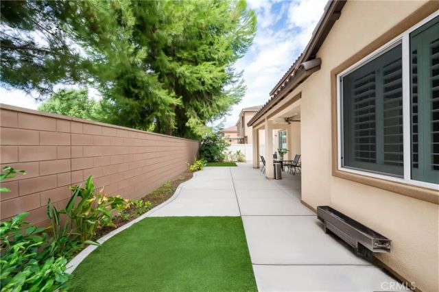 3116 Calle La Paz, Riverside, CA 92503