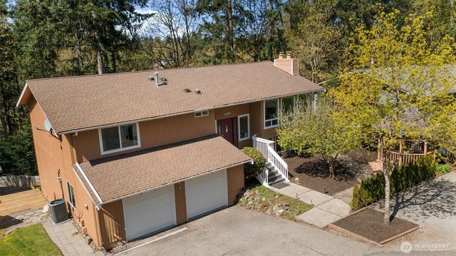 1525 218th Place NE, Sammamish, WA 98074