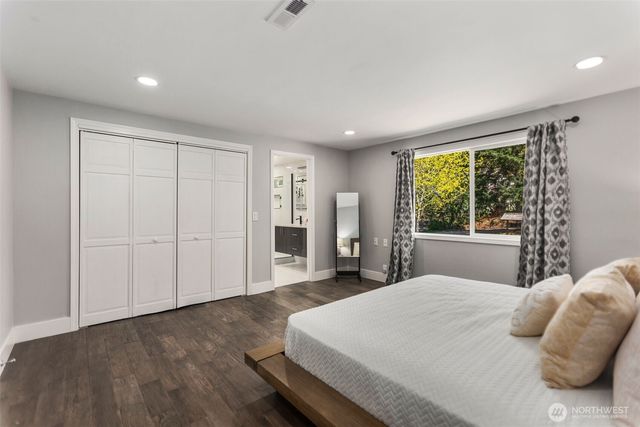 1525 218th Place NE, Sammamish, WA 98074