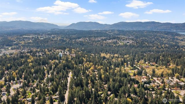 1525 218th Place NE, Sammamish, WA 98074