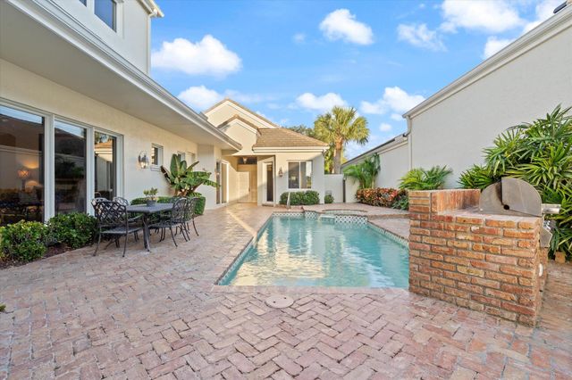 602 Oak Harbour Drive, Juno Beach, FL 33408