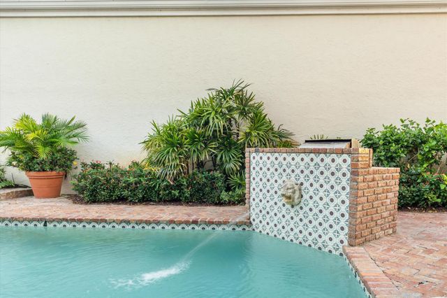 602 Oak Harbour Drive, Juno Beach, FL 33408