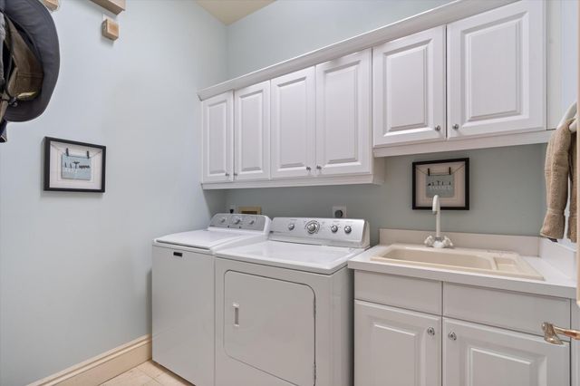 602 Oak Harbour Drive, Juno Beach, FL 33408