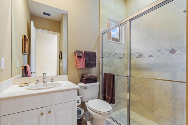 602 Oak Harbour Drive, Juno Beach, FL 33408