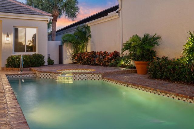 602 Oak Harbour Drive, Juno Beach, FL 33408