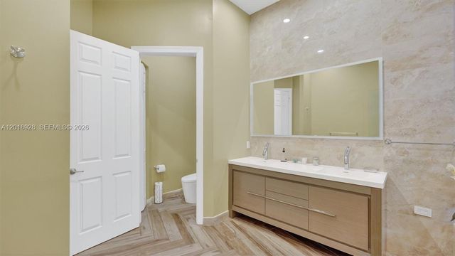 5960 NW 79th Way, Parkland, FL 33067