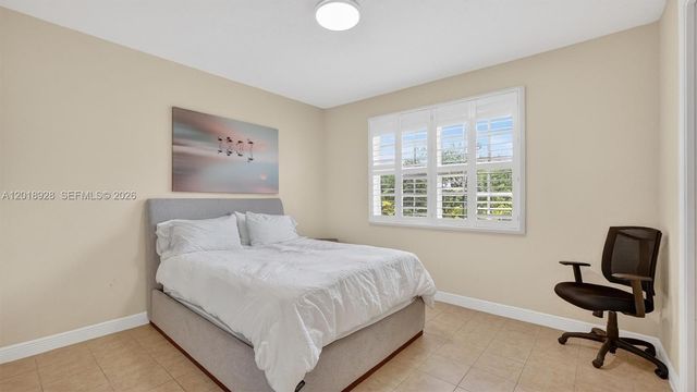 5960 NW 79th Way, Parkland, FL 33067
