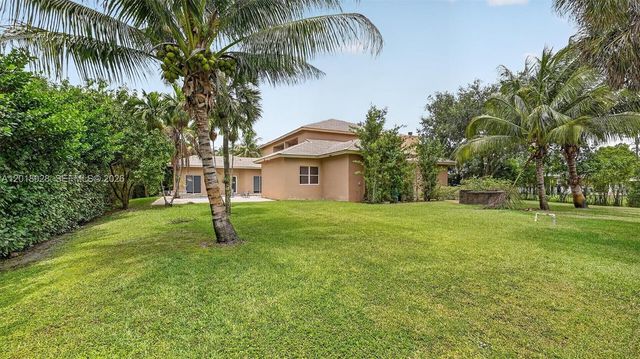 5960 NW 79th Way, Parkland, FL 33067