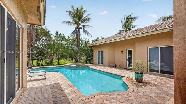 5960 NW 79th Way, Parkland, FL 33067