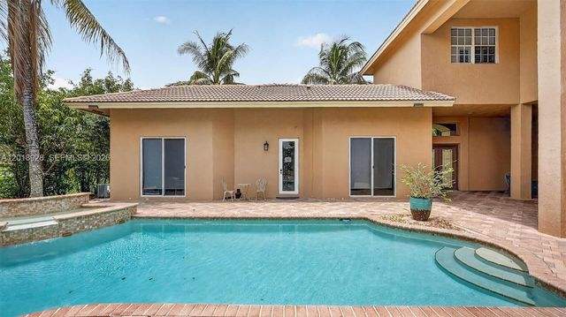 5960 NW 79th Way, Parkland, FL 33067