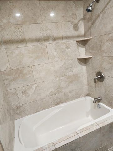 10922 Sela Lane, Houston, TX 77072